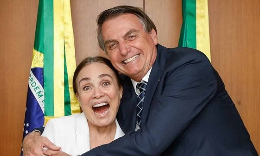 Bolsonaro quer dar ‘carta branca’ a Regina Duarte na Secretaria Especial da Cultura