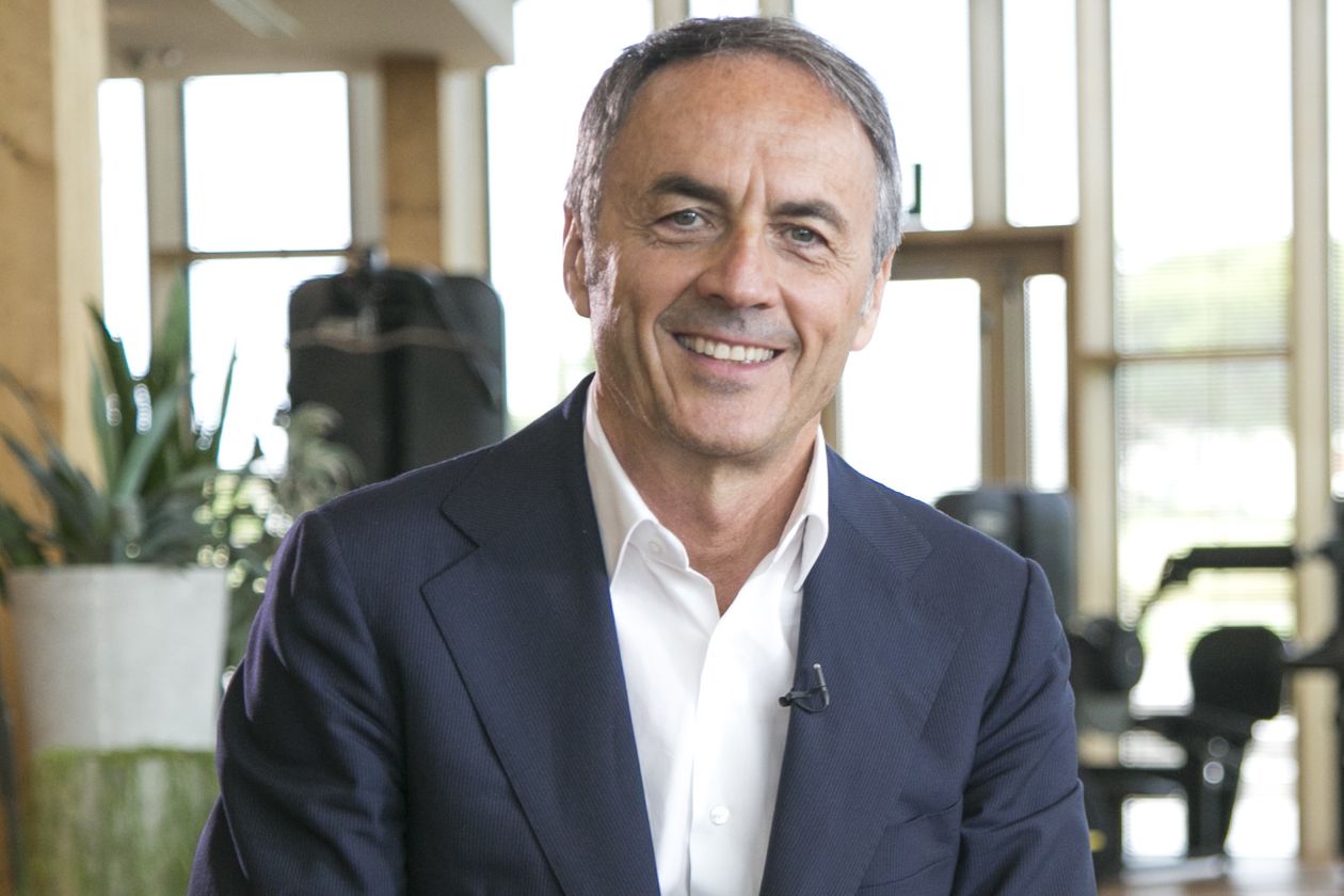 Empresário cria equipamentos de ginástica que hoje valem 2,2 bilhões de euros