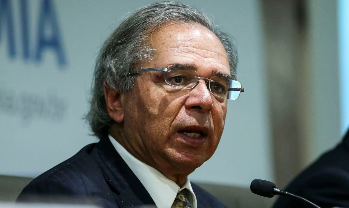 Como a saída do superministro Guedes poderia interferir no governo Bolsonaro