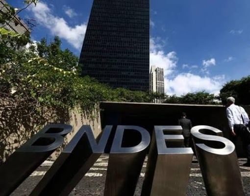 BNDES vai conduzir privatização de saneamento em quatro Estados