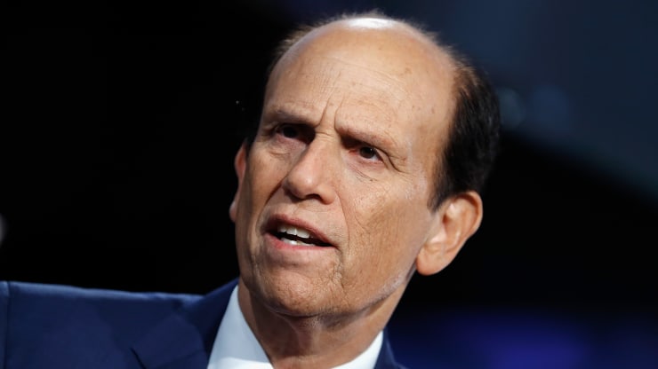 Trump perdoa Michael Milken por escândalo de informações privilegiadas nos anos 80