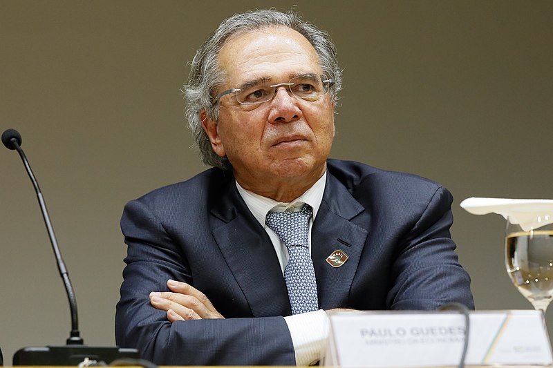 Paulo Guedes cogita imposto sobre comércio eletrônico