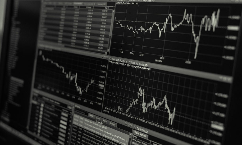 Especialistas analisam efeitos da crise econômica global