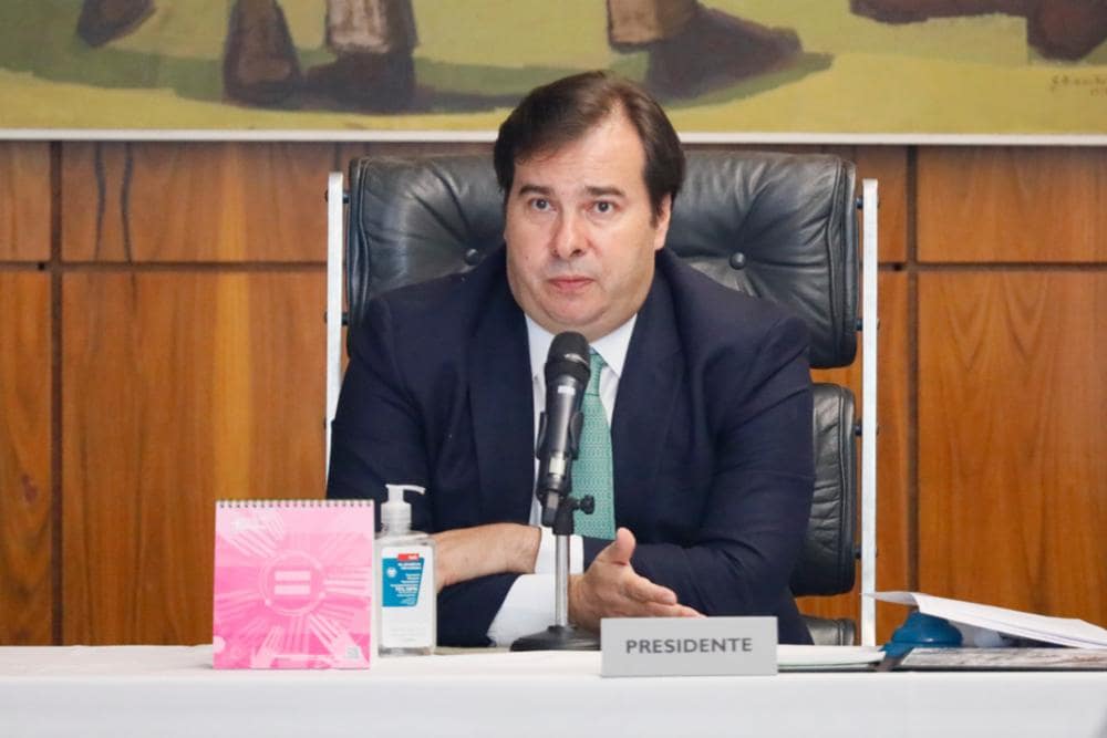 Maia defende segregar orçamento destinado no combate a coronavírus