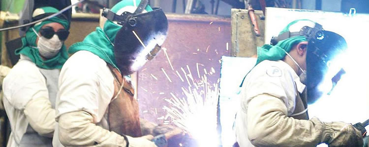 Salários garantidos: governos tentam minimizar efeitos da crise com pacotes para trabalhadores