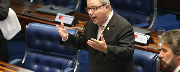 Senado aprova PEC do “Orçamento de Guerra” em segundo turno