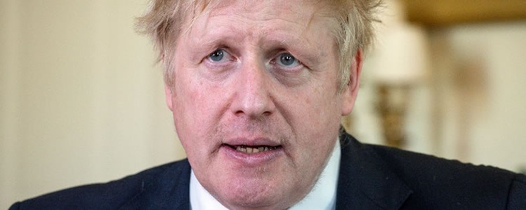 Boris Johnson recebe alta hospitalar, mas segue em recuperação