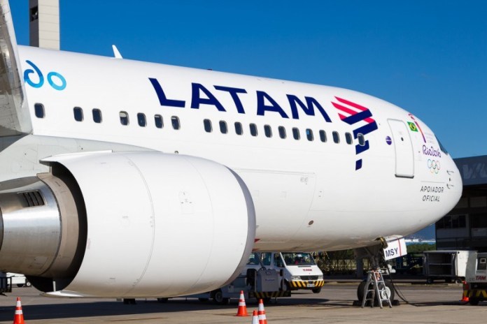 Latam anuncia ‘retomada gradual’ e volta dos voos internacionais