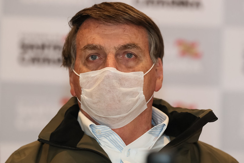 Jair Bolsonaro confirma que testou positivo para Covid-19