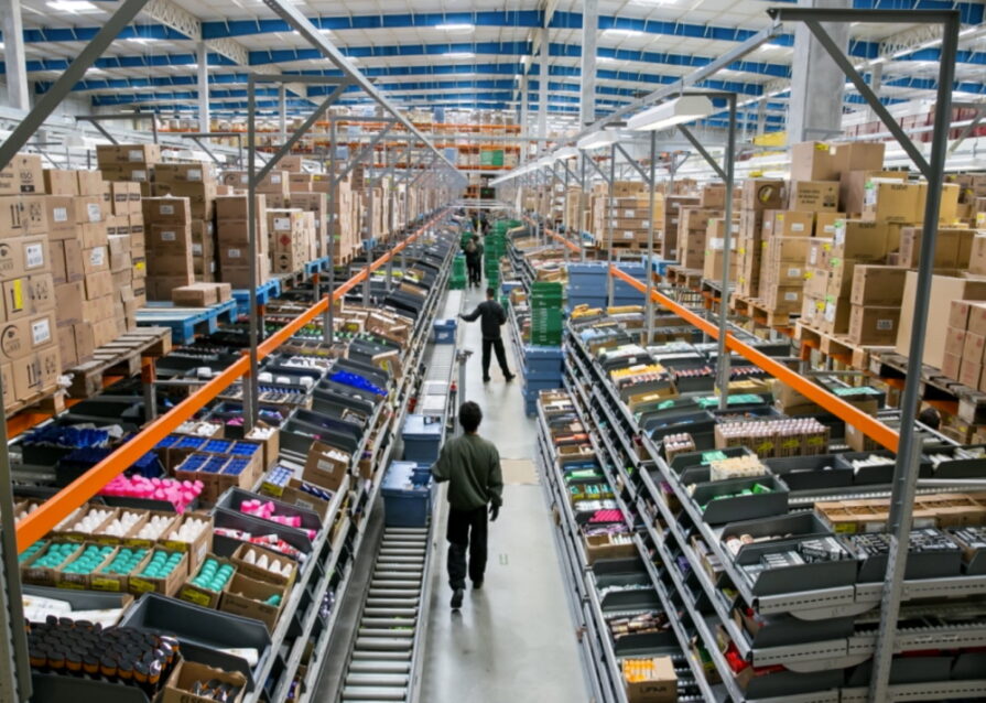 Dimed (PNVL3): aprova IPO e detalha operação com bancos