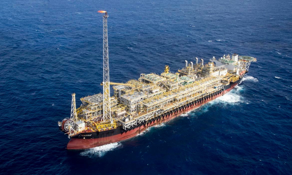 Petrobras (PETR4) estende prazo para interessados em bloco na Colômbia