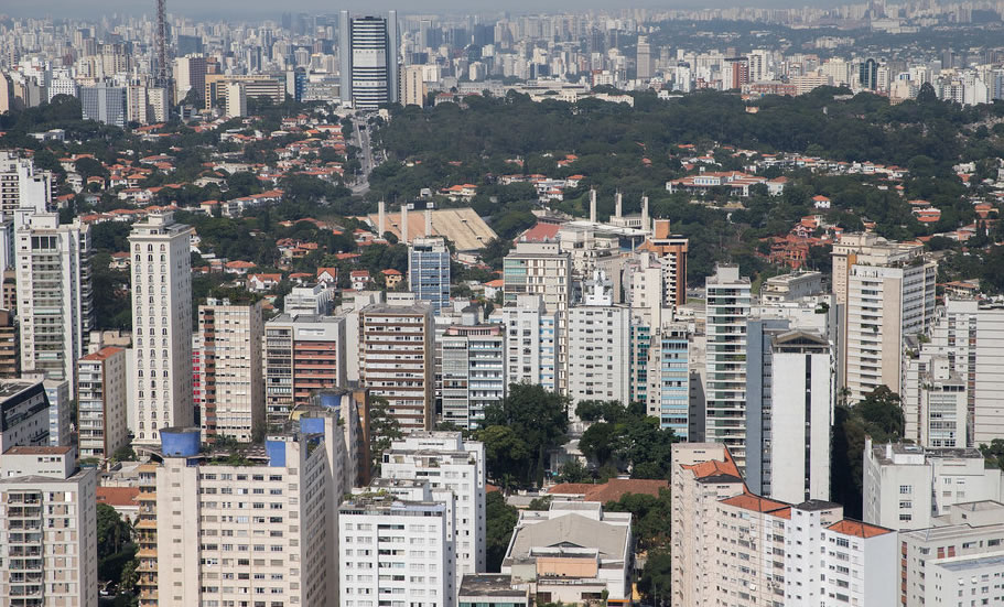 Aluguel residencial interrompe trajetória de alta e recua 0,13% em junho