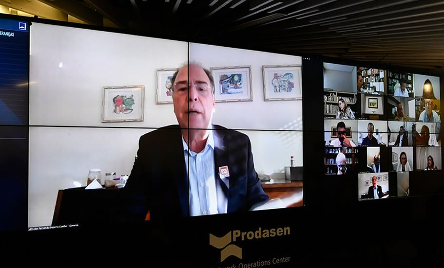 Senado aprova mudança em tributação dos investimentos de bancos no exterior