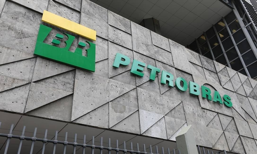 Petrobras (PETR4) inicia venda de polo no CE; DMMO3 informa produção