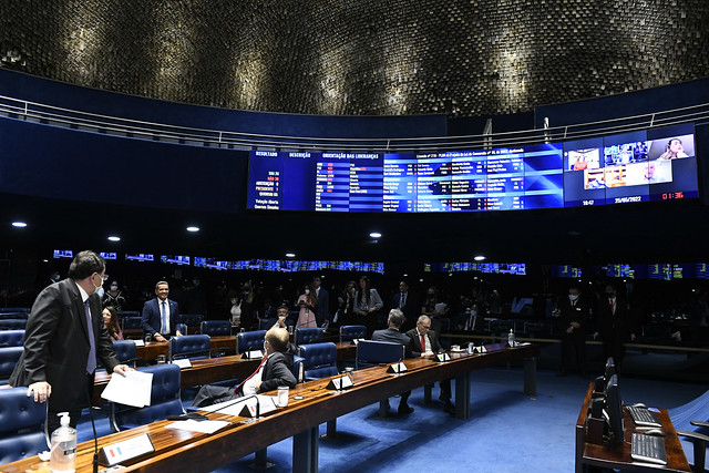 Senado estuda mudança no Imposto de Renda para taxar dividendos de acionistas
