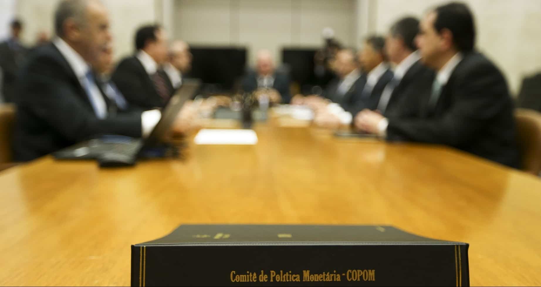 Copom aponta tendência para uma inflação abaixo do que era esperado