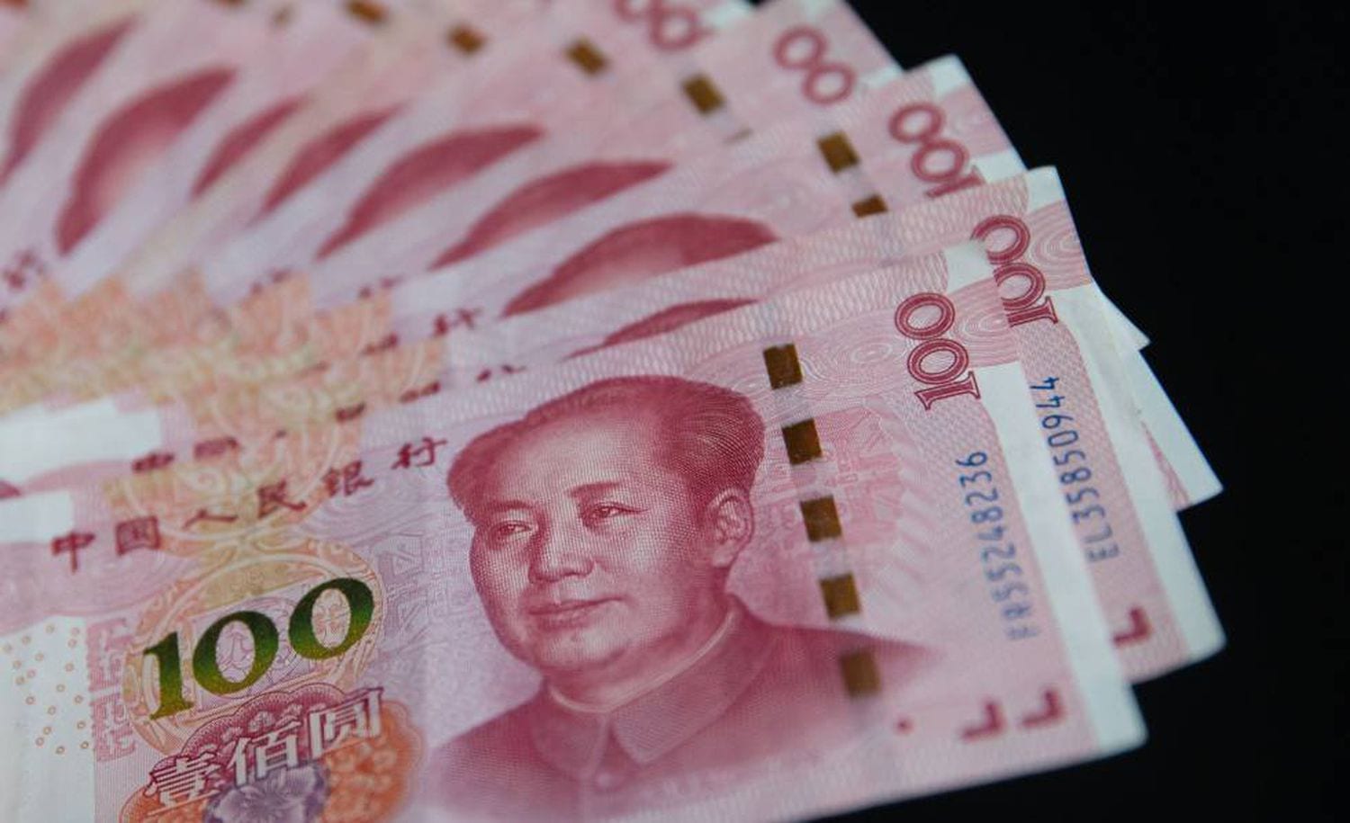 Moeda chinesa tem maior desvalorização desde 2008