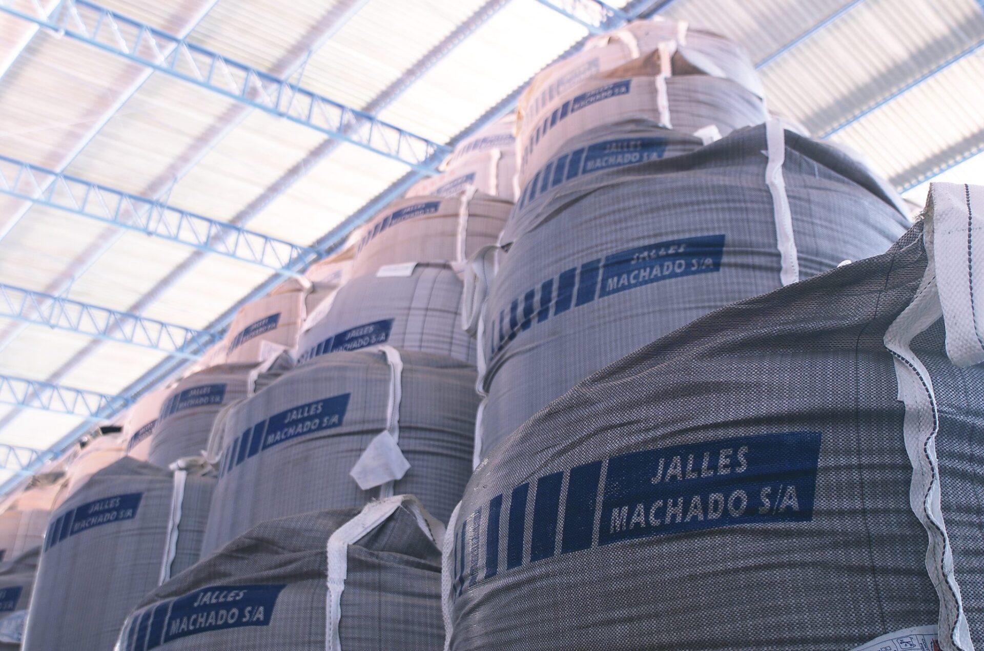 Jalles Machado (JALL3): conheça a maior exportadora de açúcar orgânico do mundo