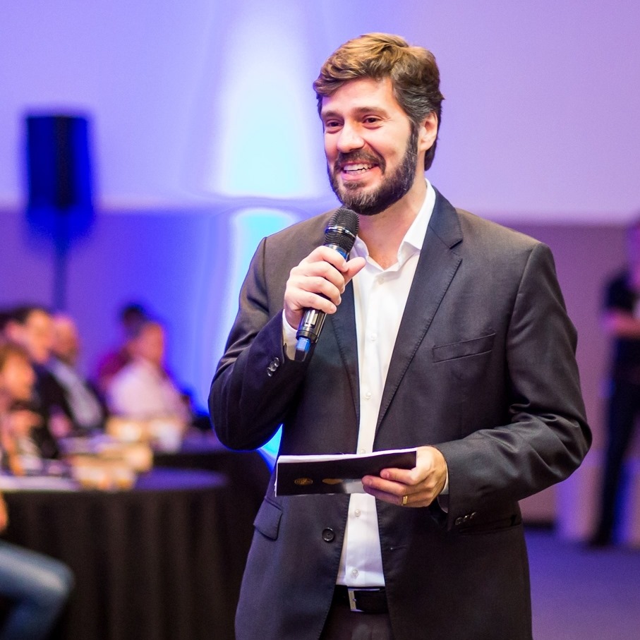 Segundo Marcio Fernandes, mesmo em 2020, trabalhamos igual há 50 anos atrás