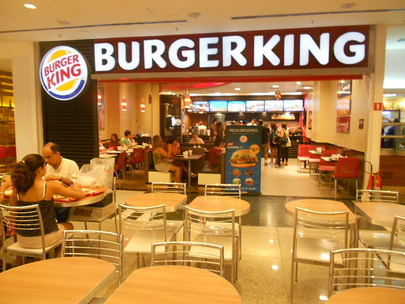 Burger King (BKBR3) comunica alteração de participação acionária relevante
