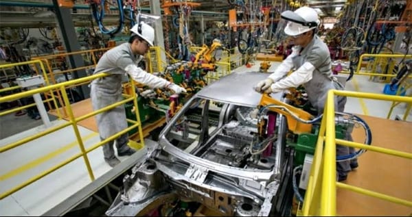 Anfavea: produção e venda de veículos têm alta em outubro ante setembro