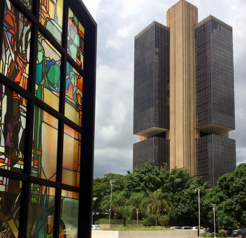 Copom dovish ou hawkish? Ata sobre aumento da Selic divide mercado