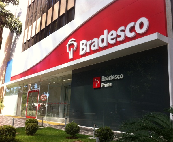 Bradesco (BBDC4) tem alta de 63,2% no lucro líquido do 2TRI21