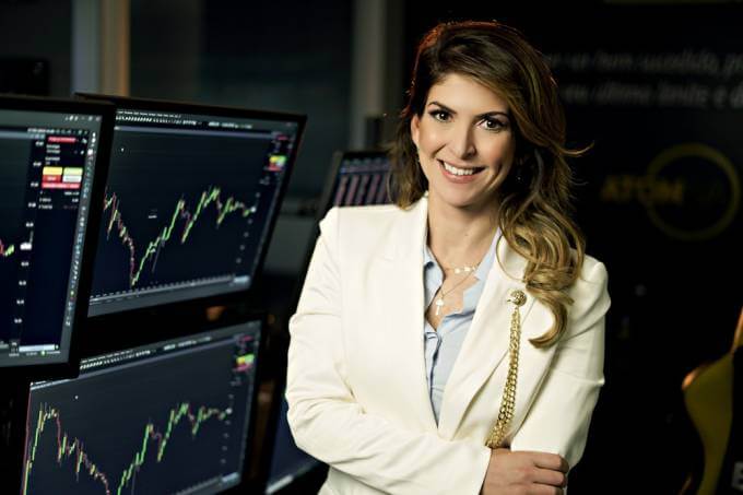 Carol Paiffer: Quem é e o que faz?