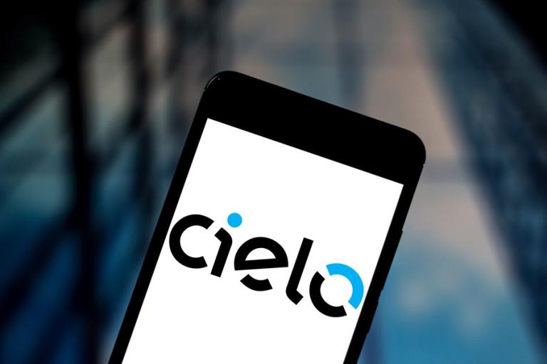 Cielo (CIEL3) atualiza valor de juros sobre capital próprio