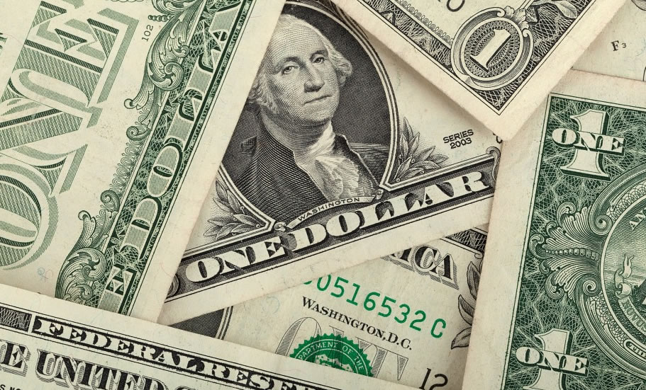 EUA: PMI de serviços avança acima da projeção, assim como indústria