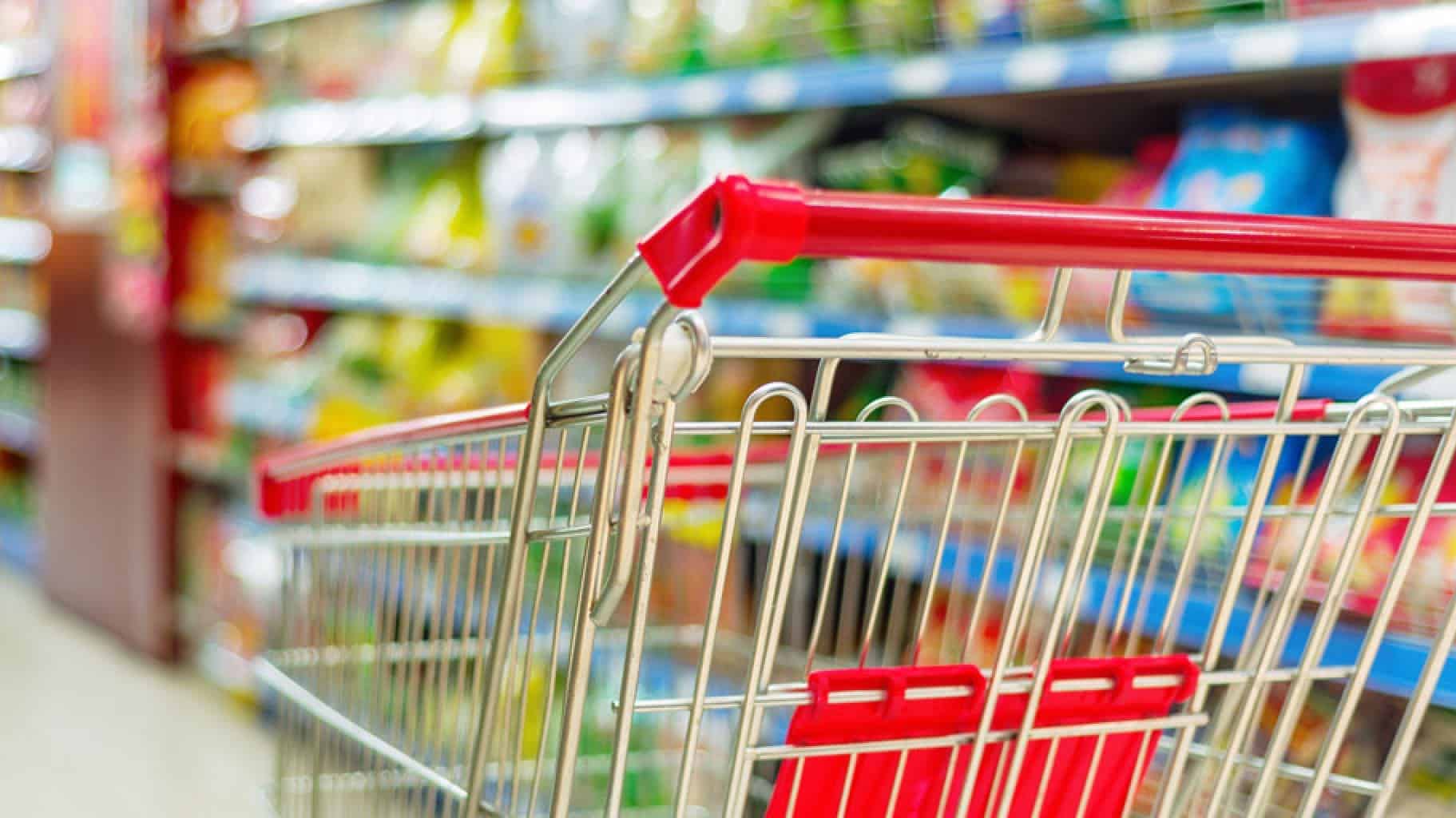 IPCA-15 avança 0,94%, acima da projeção e maior valor desde 1995