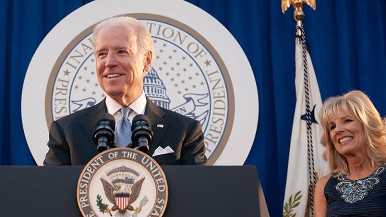 Joe Biden toma posse como 46º presidente dos Estados Unidos