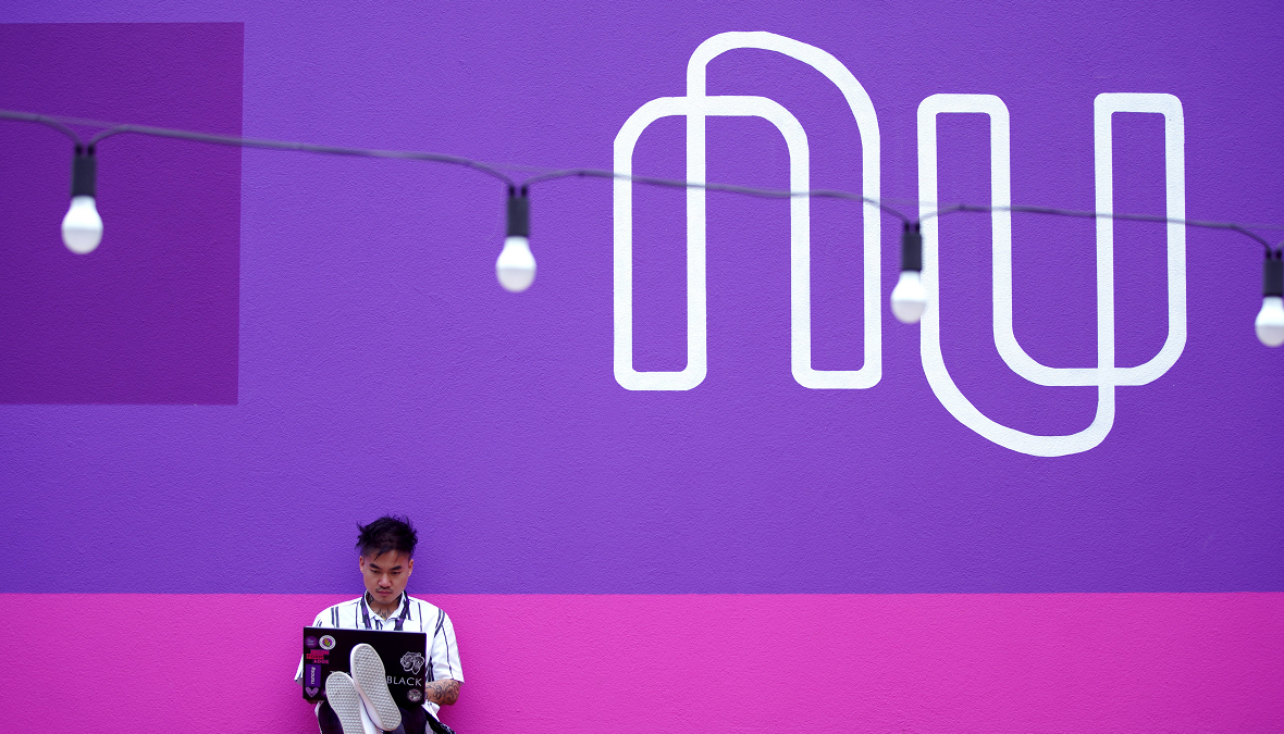 Nubank (NUBR33) deixa de ser listado na B3 e passa a operar somente em Nova York