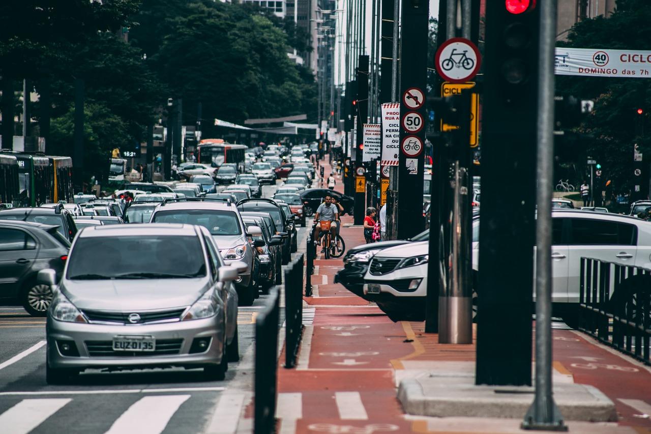 Imagem mostra a avenida Paulista, em São Paulo.