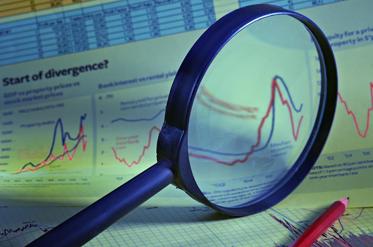 B3 (B3SA3) registra mais investidores ativos; IRB (IRBR3) sai da carteira teórica