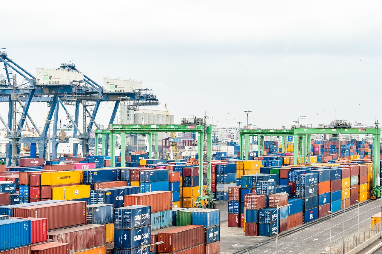 S&P Global: PMI Composto e de Serviços do Brasil recuam; confira o movimento