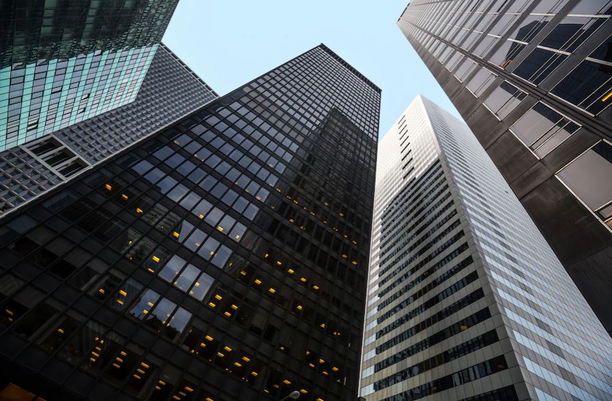 Como investir em FIIs: ferramentas gratuitas facilitam a vida do investidor