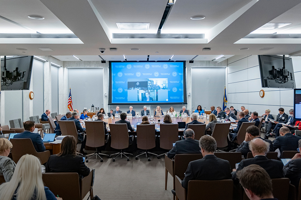 Ata do Fomc: chance de recessão nos EUA segue elevada