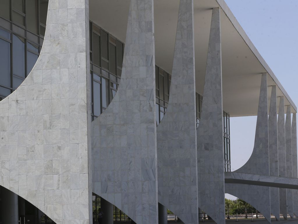 Roberto Chagas, gestor de Equity da EQI Asset, fala sobre cenários pós-eleição no BM&C News