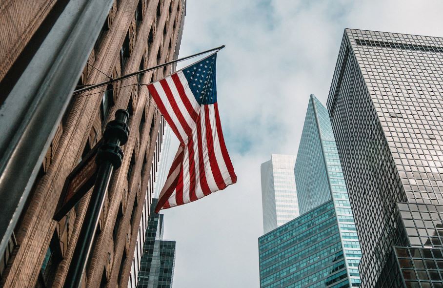 ADP, prévia do payroll, vem abaixo da expectativa, com 127 mil vagas de emprego