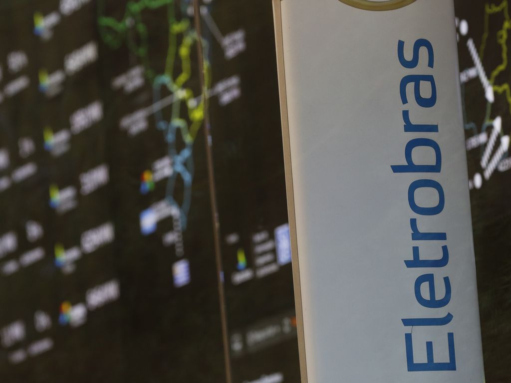 Quem usou FGTS na Eletrobras (ELET3; ELET6) já pode movimentar valores; entenda