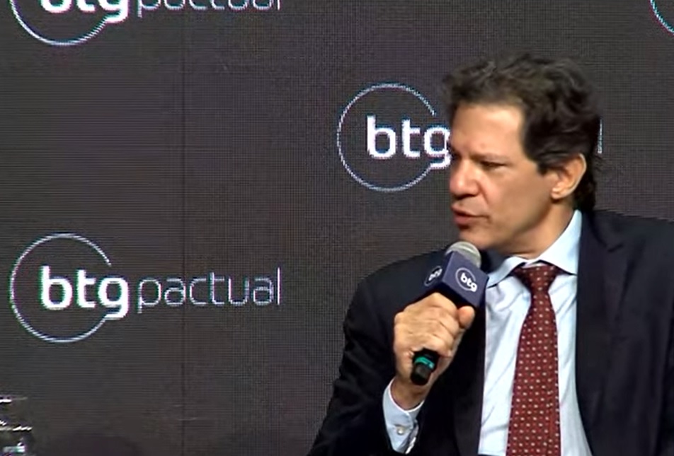 Haddad diz que está perto de finalizar novo arcabouço fiscal