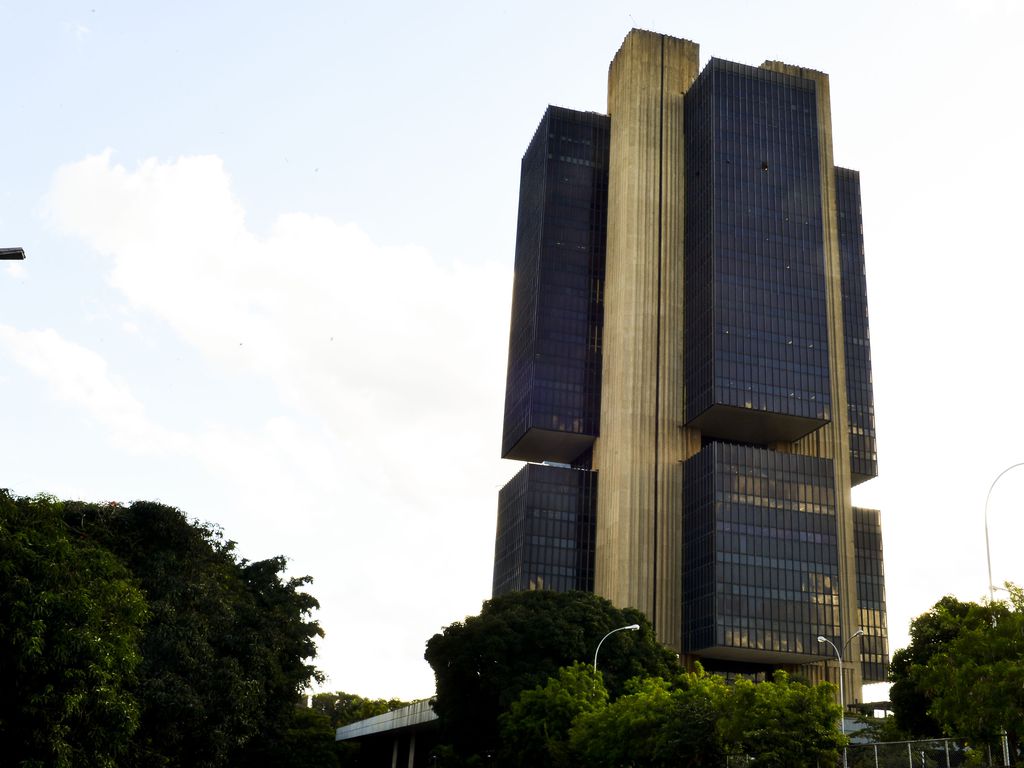 Após pressão política, BC pode mudar a meta da inflação de 2023