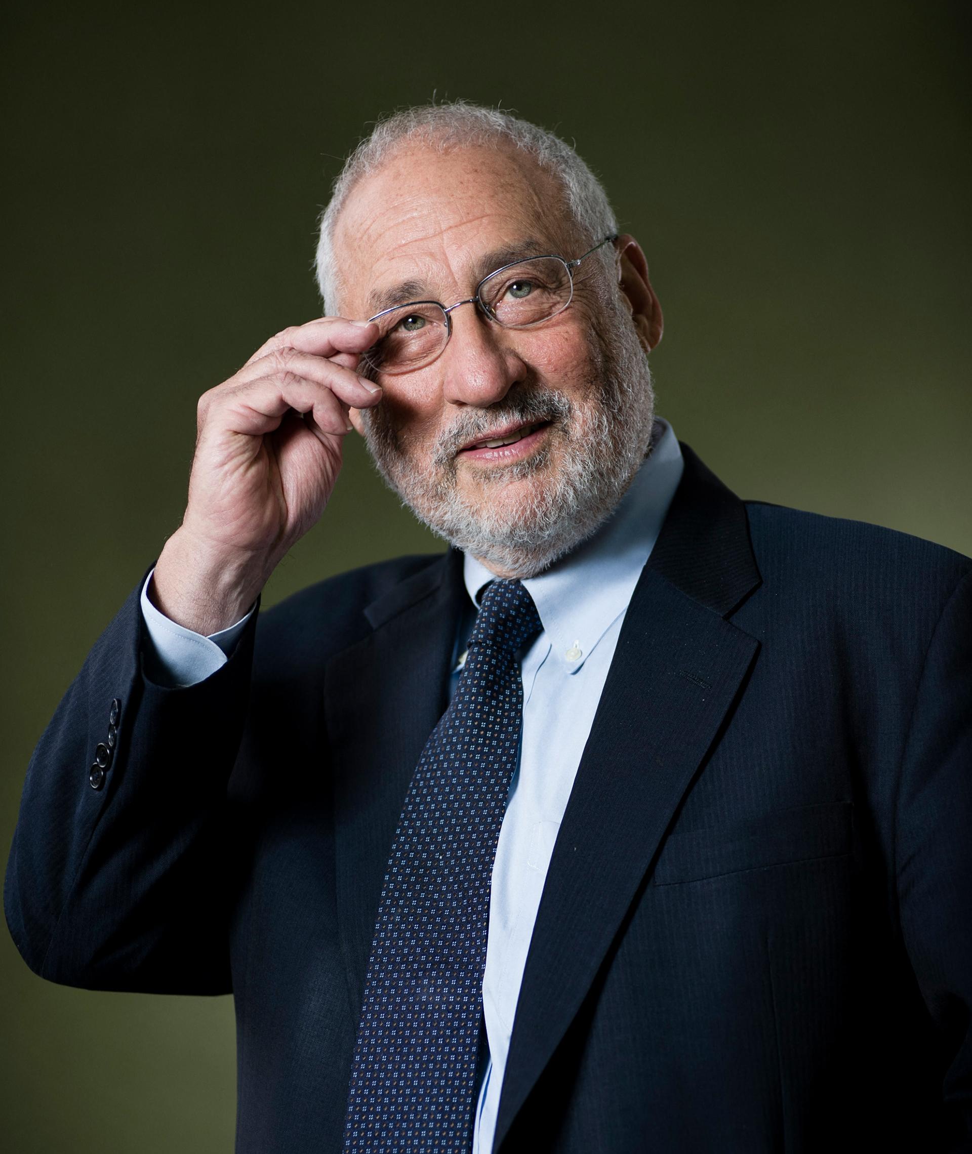 Imagem mostra o economistas Joseph Stiglitz (Nobel de Economia em 2021).