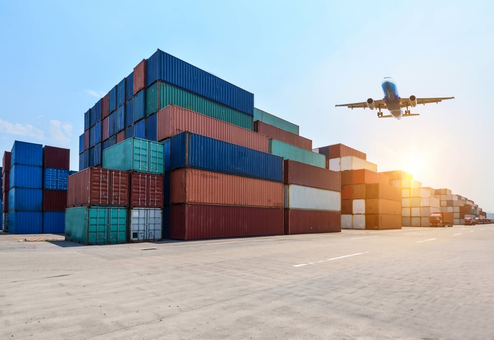 Brasil e China anunciam uso de moedas próprias em negócios; entenda