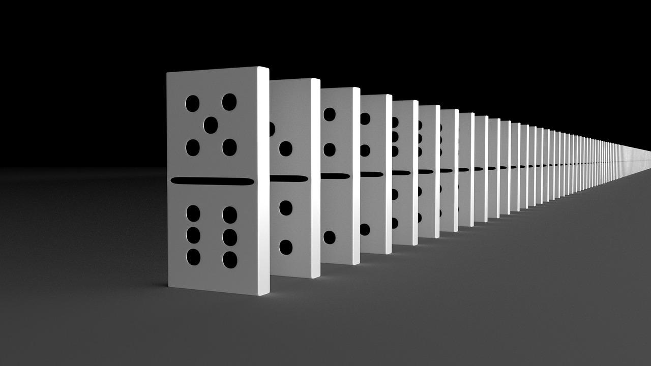 Pilha de dominós: como proteger patrimônio