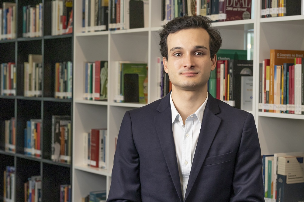 Giuliano Bandoni, analista da Rio Bravo, participa do FII Summit