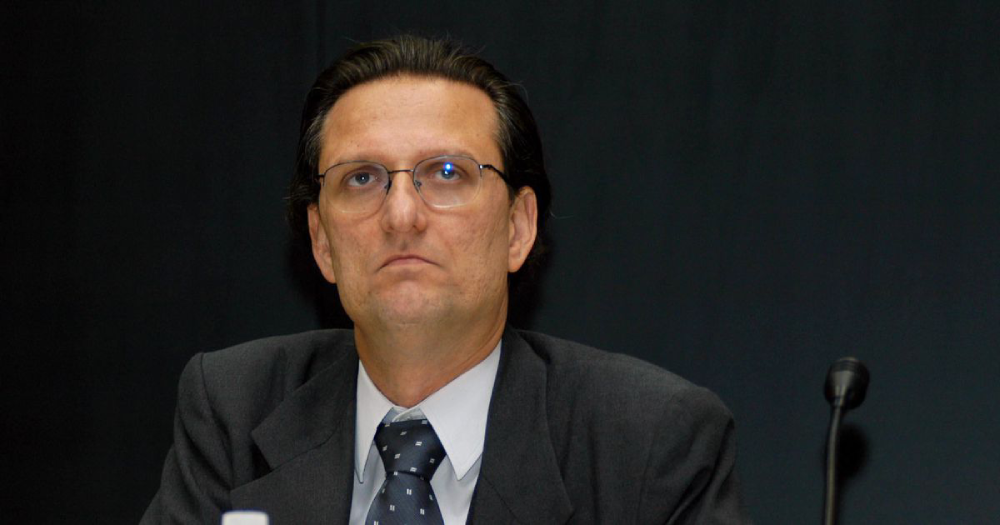 Petrobras (PETR4) avalia investimentos em usinas eólicas e solares fotovoltaicas