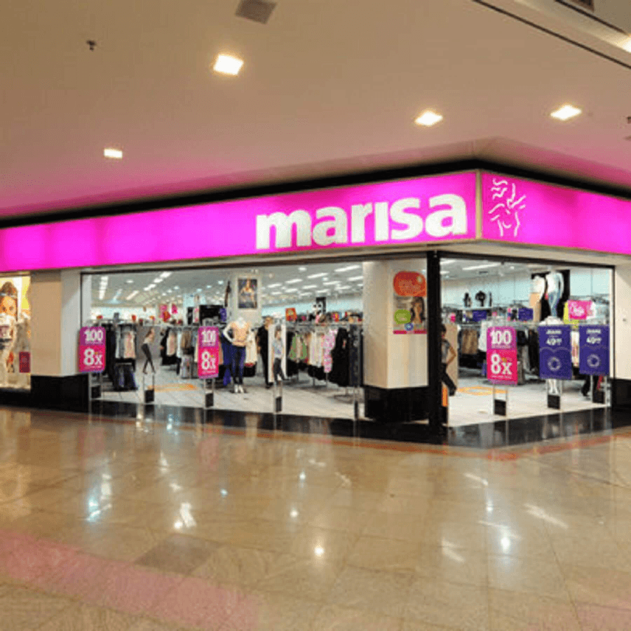 Imagem mostra uma das lojas Marisa.