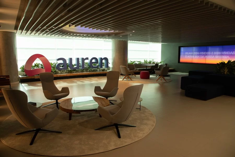 Auren Energia (AURE3) reverte prejuízo com lucro de R$ 182,9 mi no 2TRI23
